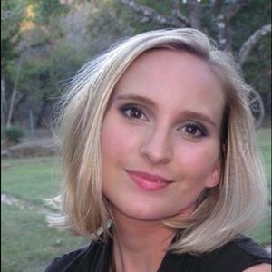 Meet your Posher, Gina